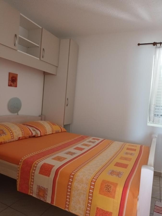 Volat Apartments Betina  Εξωτερικό φωτογραφία