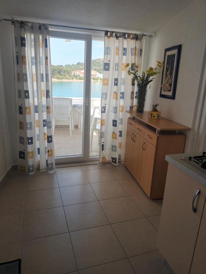 Volat Apartments Betina  Εξωτερικό φωτογραφία