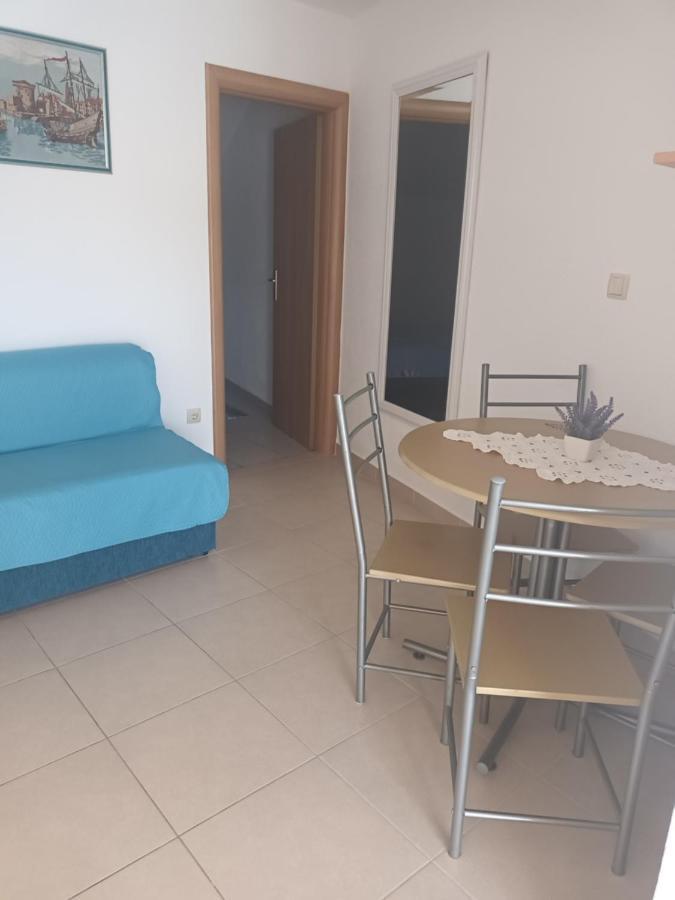 Volat Apartments Betina  Εξωτερικό φωτογραφία