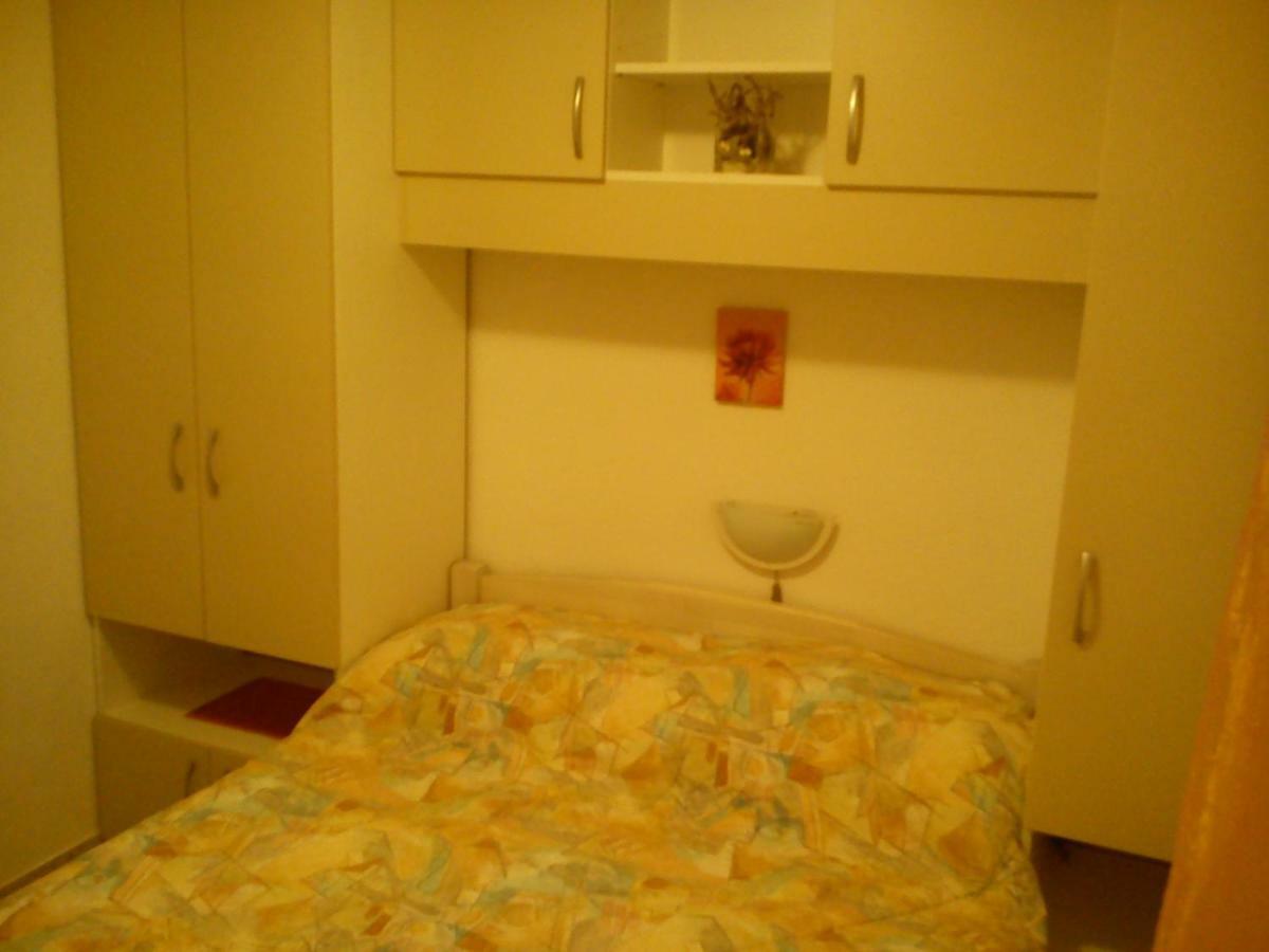 Volat Apartments Betina  Εξωτερικό φωτογραφία