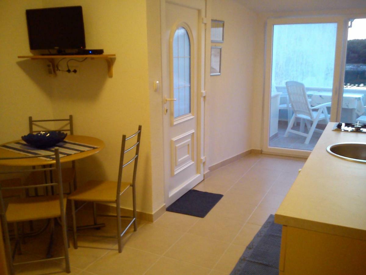 Volat Apartments Betina  Εξωτερικό φωτογραφία